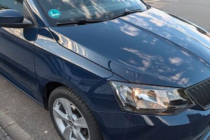 Skoda Fabia 108.700 km 7.800 &euro; Karben 61184