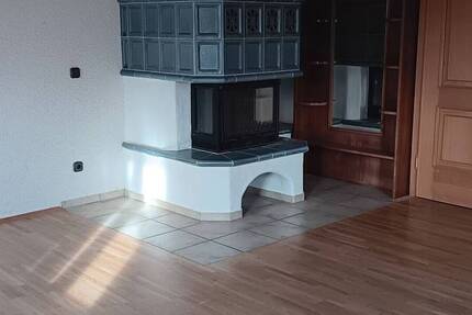 Ruhige Obergeschoss-Wohnung vor dem Chiemgau 3 zimmer