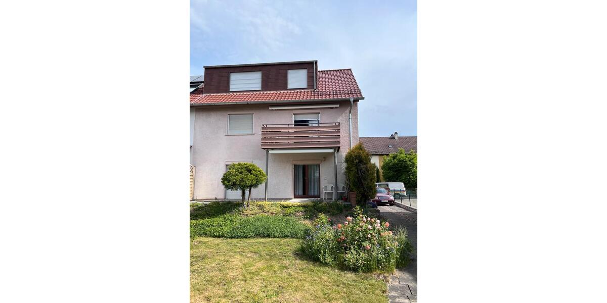Doppelhaushälfte Göppingen Faurndau - 8 Zimmer, 151 m&sup2;, 389.000&euro; | Angebot:26914131