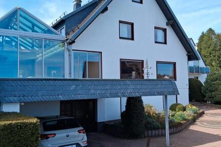 Haus Attendorn - 8 Zimmer, 229 m&sup2;, 450.000&euro; | Angebot:26167213