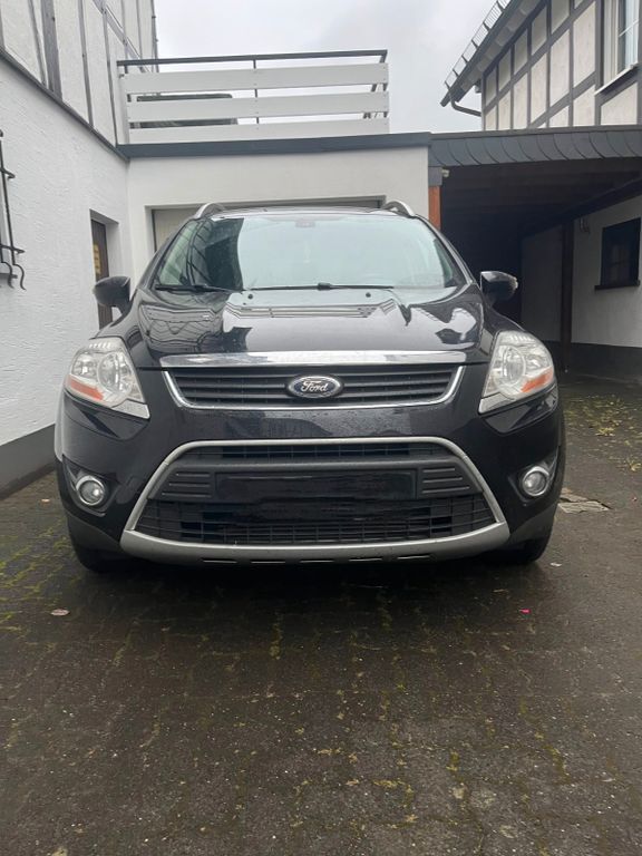 Ford Kuga 158.056 km 7.200 € kirchhundem 57399