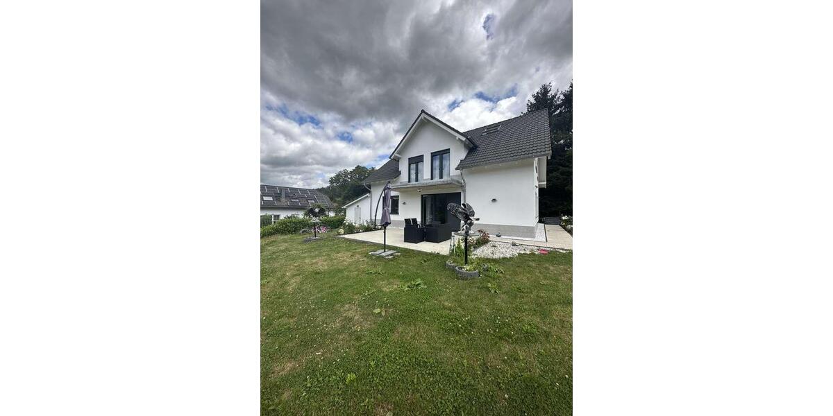 Einfamilienhaus Windeck - 7 Zimmer, 168 m&sup2;, 515.000&euro; | Angebot:26762081