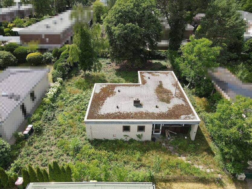Gebotsverfahren: Sasel - Idyllisches Grundstück inkl. Baugenehmigung für 300qm Wfl. EFHDH
