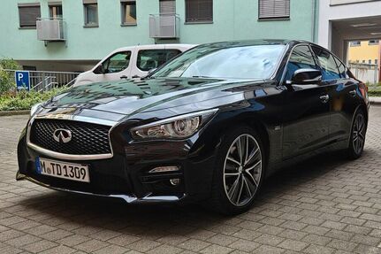 INFINITI Q50