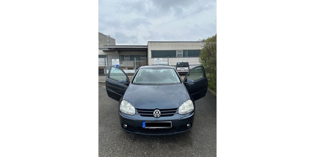 VW Golf 157.000 km 3.300 &euro; Biberach 88400