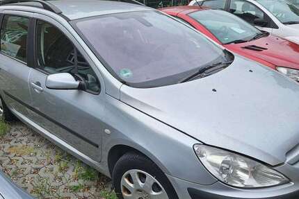 Peugeot 307 196.000 km 1.999 &euro; Berlin 12439