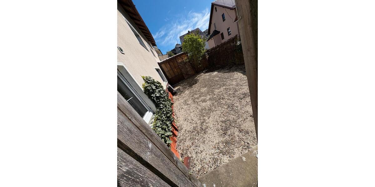 Erdgeschoßwohnung Rödental - 2 Zimmer, 35 m&sup2;, 500&euro; | Angebot:26288332