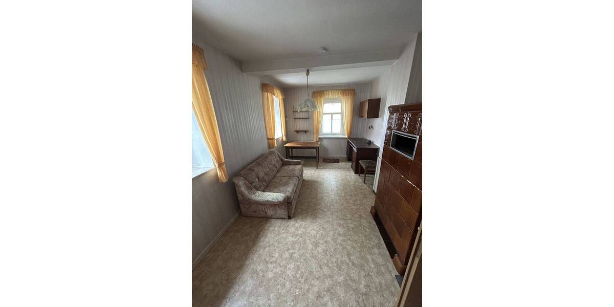 Einfamilienhaus Guthmannshausen Guthmannshausen - 8 Zimmer, 213 m&sup2;, 140.000&euro; | Angebot:25745772