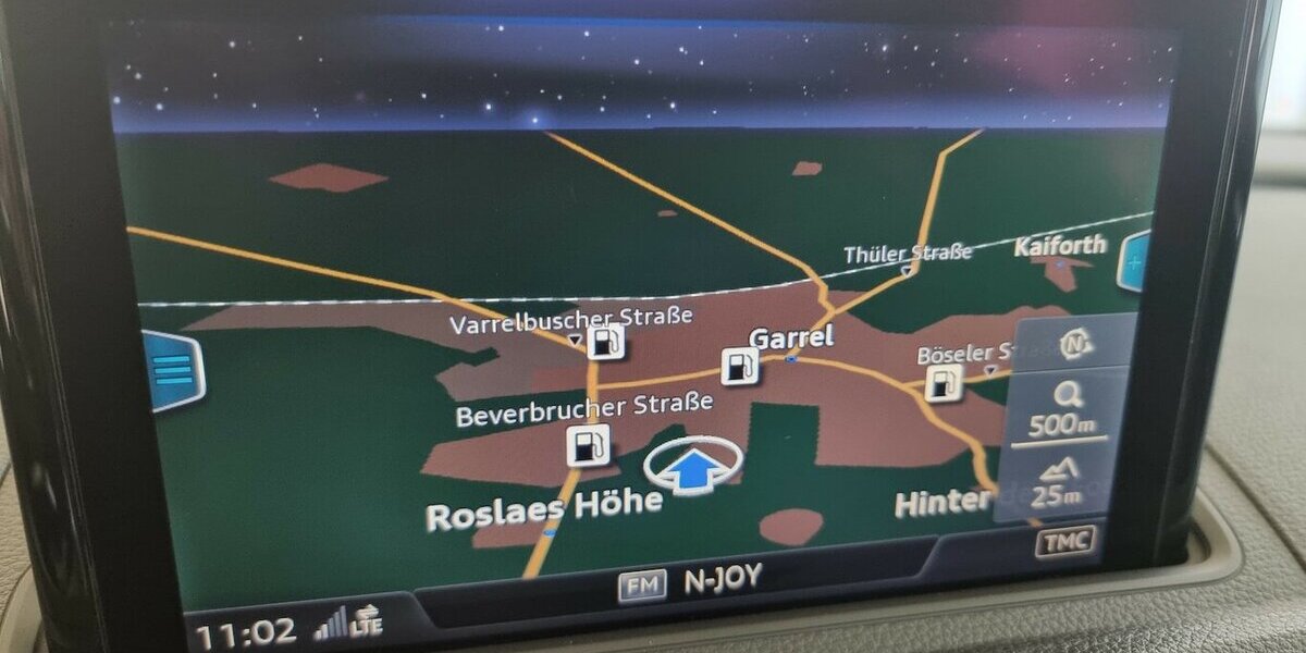 Audi A3 30 TDI LED SHZ Navi Leder Tempomat Digital 88.900 km 17.900 &euro; Garrel 49681