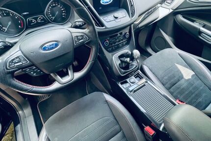 Ford Kuga 115.000 km 14.900 &euro; Maxsain 56244