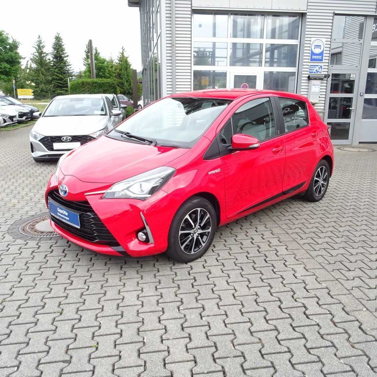 Yaris