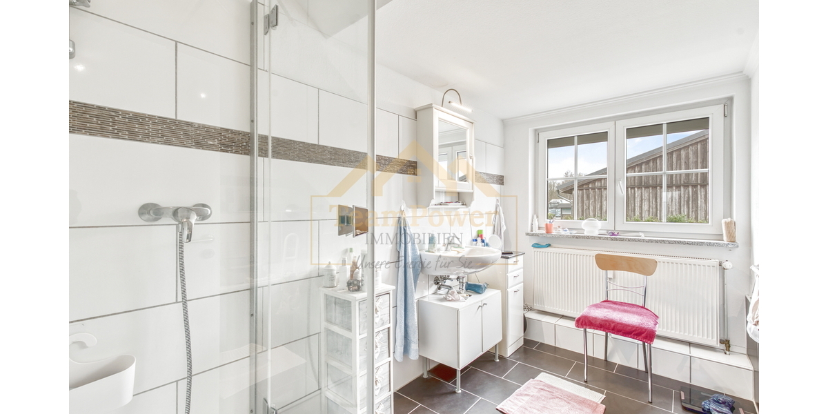 EFH + ELW + Gewerbe (-Halle) - Drei auf einen Streich! - Zweifamilienhaus Großenaspe | Angebot:25904220