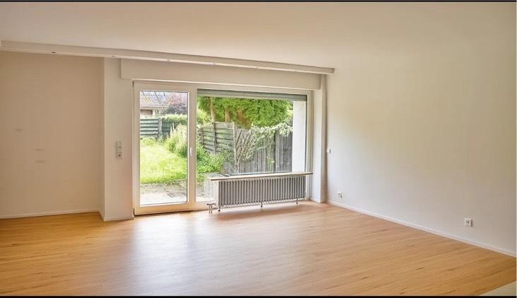 Reihenhaus Ratingen Hösel - 5 Zimmer, 140 m&sup2;, 1.800&euro; | Angebot:25877011