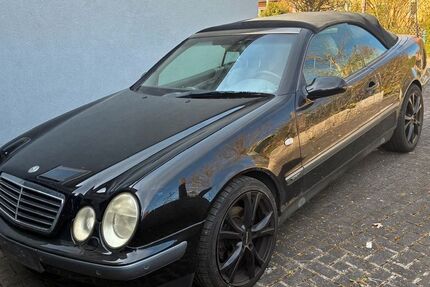 Mercedes-Benz CLK 230 276.746 km 2.400 &euro; Seukendorf 90556