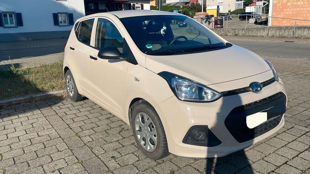 i10