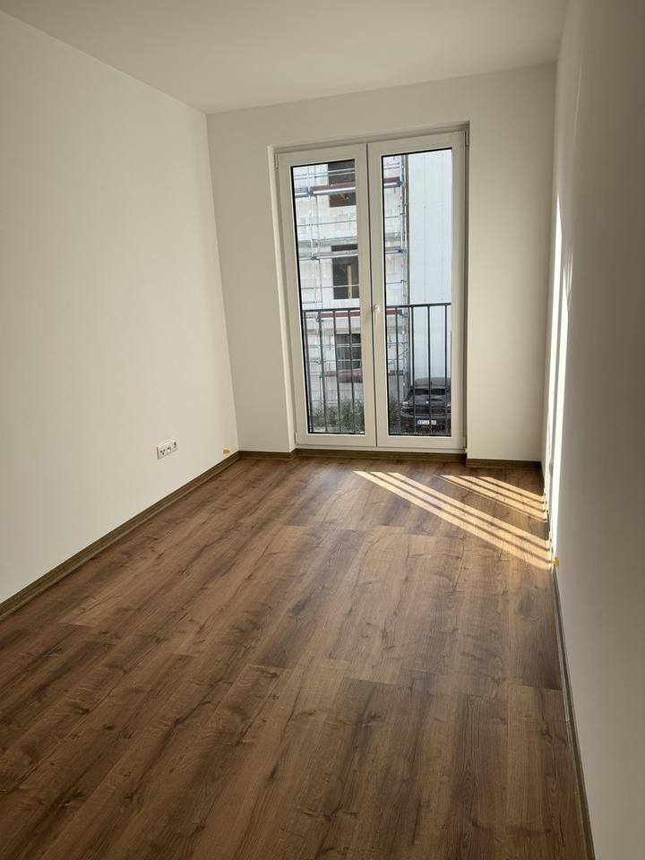 Offenbach Bieber Neubau RHM 5xZimmer 3xBäder+Gäste WC