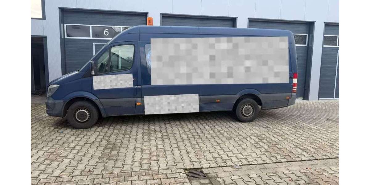 Mercedes-Benz Sprinter 289.000 km 7.990 &euro; Friesoythe 26169