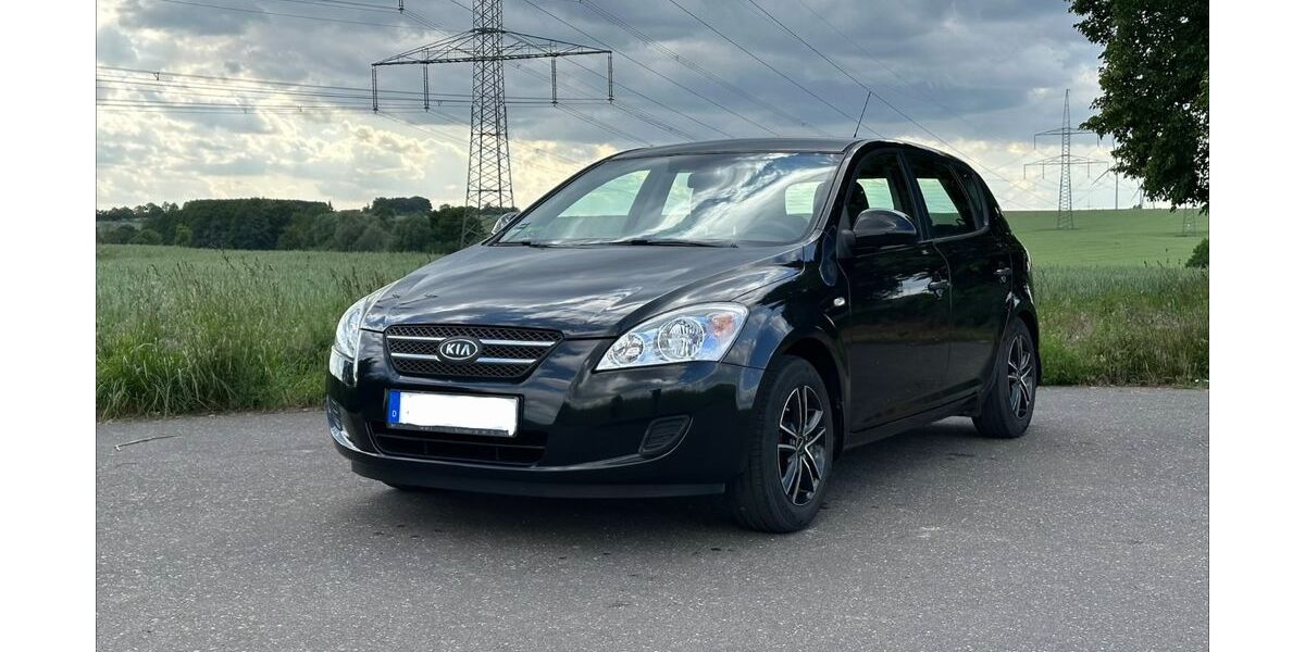 Kia ceed / Ceed 157.743 km 3.500 &euro; Eisenach 99817