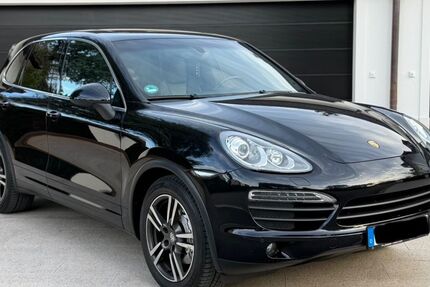 Porsche Cayenne 180.000 km 15.900 &euro; Puchheim 82178