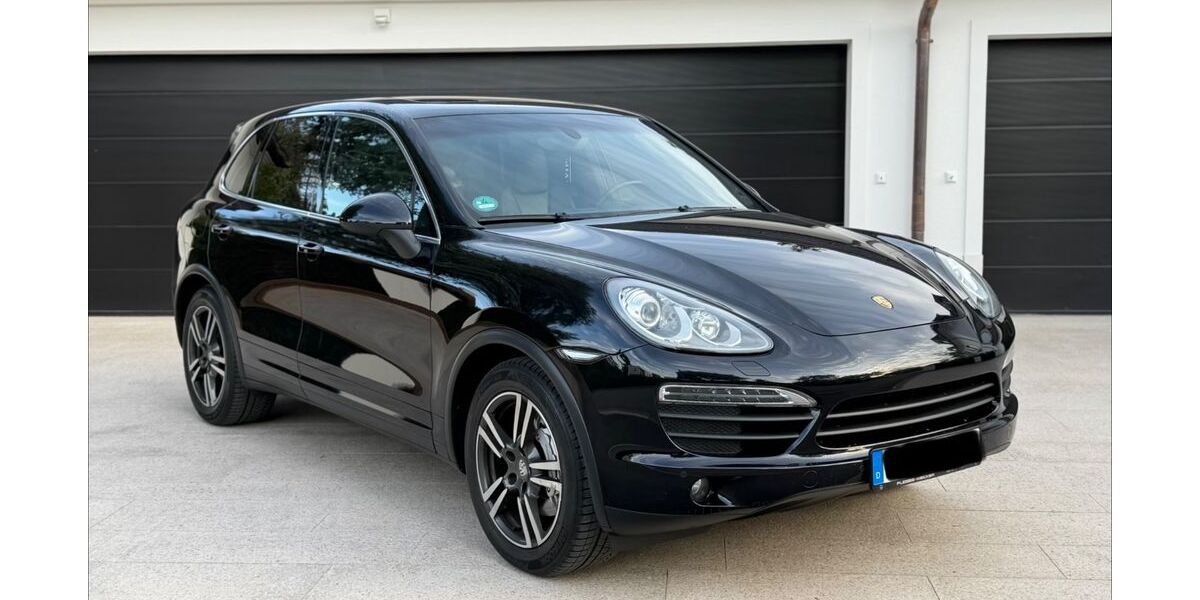 Porsche Cayenne 180.000 km 15.900 &euro; Puchheim 82178