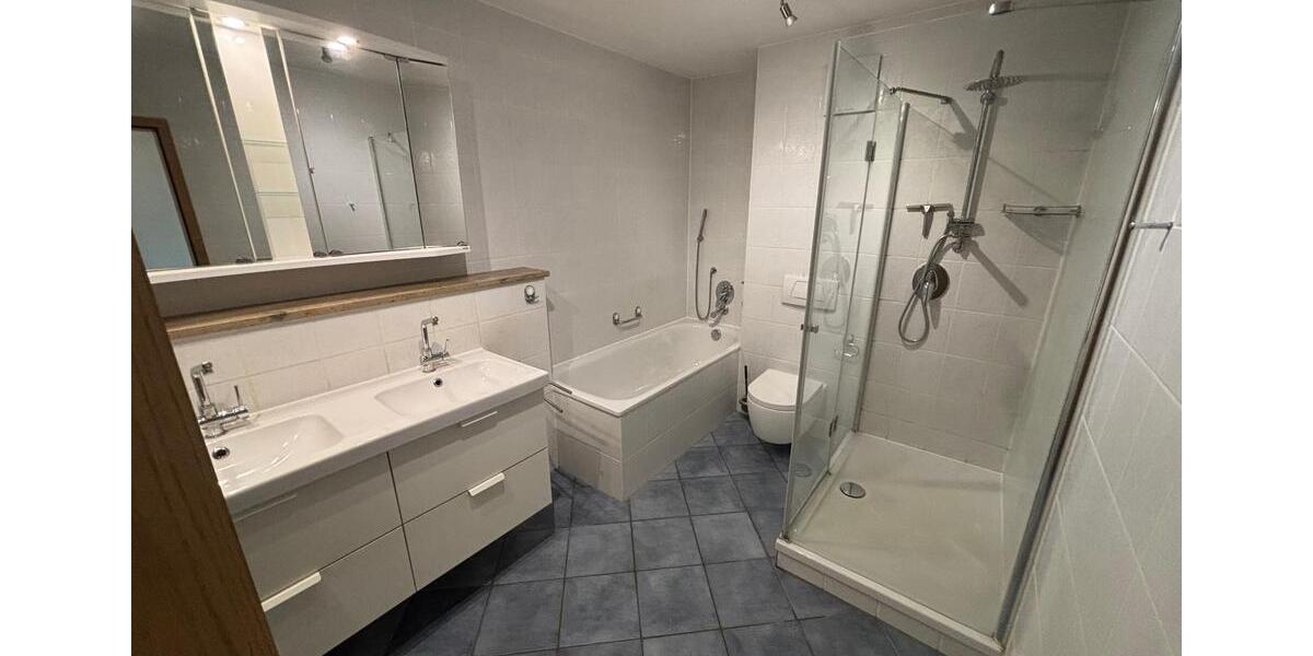 Reihenhaus Egling - 7 Zimmer, 161 m&sup2;, 2.000&euro; | Angebot:24222960