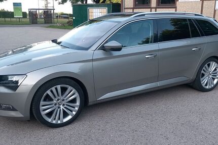 Skoda Superb 165.800 km 15.000 &euro; Hellenthal 53940