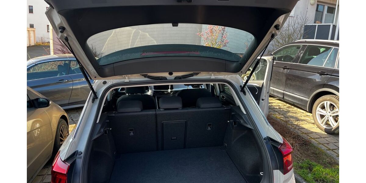 VW T-Roc 40.000 km 22.200 &euro; Usingen 61250