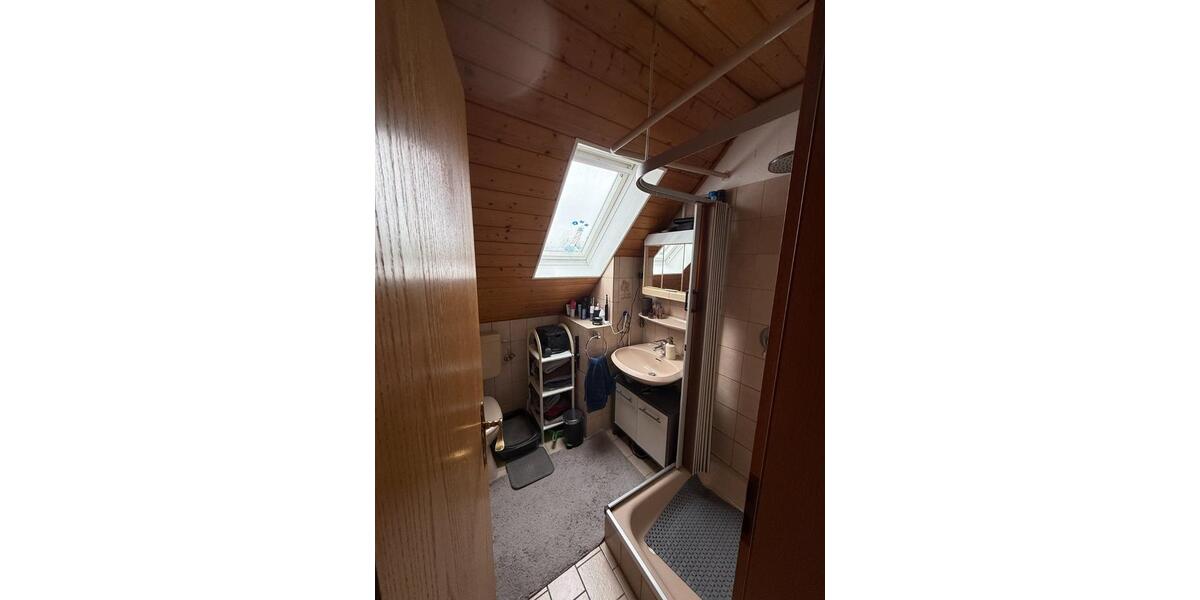 Dachgeschoßwohnung Wiesmoor - 2 Zimmer, 38 m&sup2;, 380&euro; | Angebot:25394085