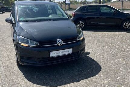 VW Touran 129.440 km 10.400 &euro; Bedburg-Hau 47551
