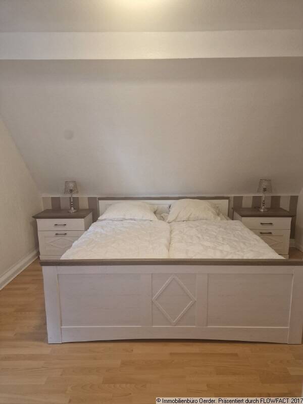 Ab sofort! In Ruhiglage - Ideal für Single Paare 2 Zi, EBK, TOP Süd- Balkon. (aktuell möbliert)