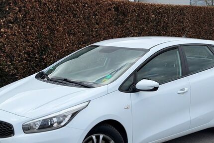 Kia ceed / Ceed 249.660 km 3.270 &euro; Alsdorf/Mariadorf 52477