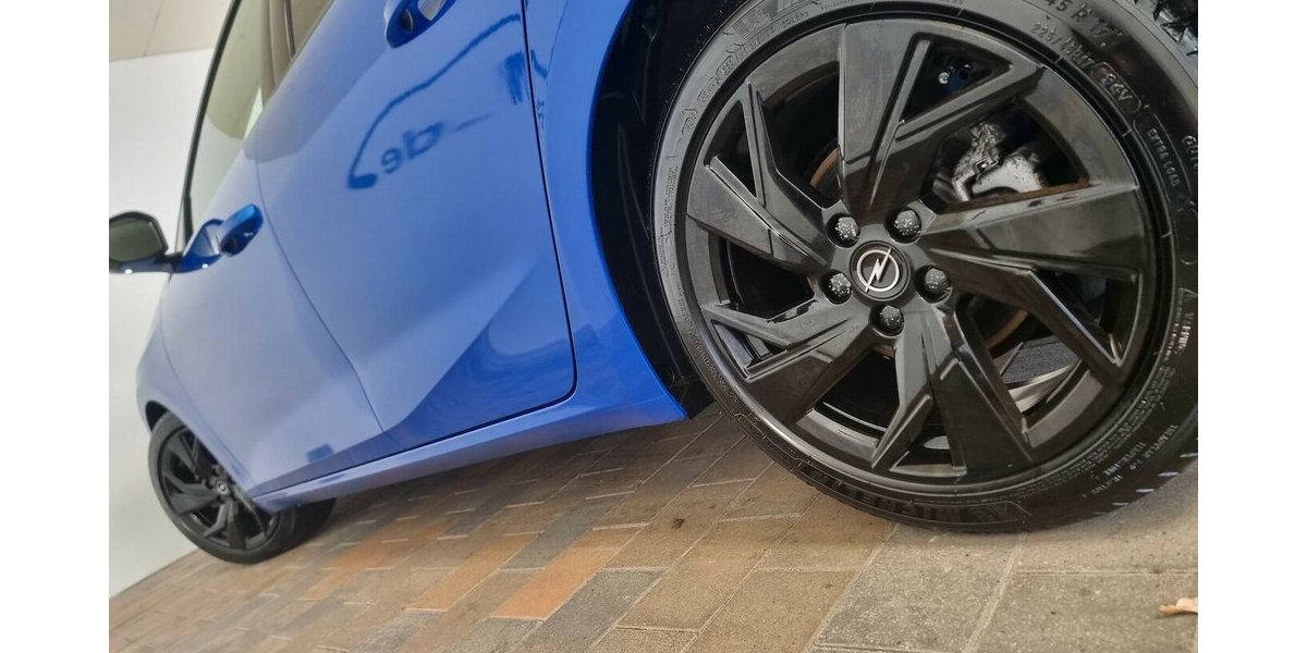 Opel Astra lim. GS Line AT8 APP Navi Spur AGR-Sitz 14.800 km 19.950 &euro; Garrel 49681