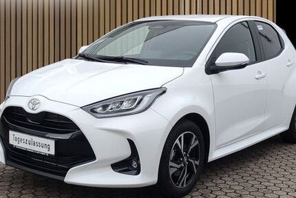 Toyota Yaris 1.900 km 25.990 € Leverkusen 51381