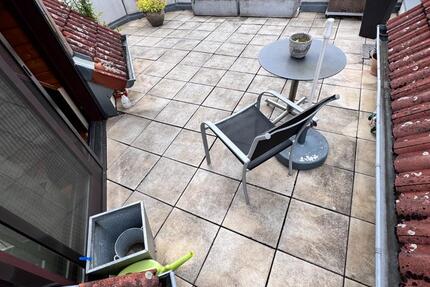 Moderne zwei Zimmer Dachgeschosswohnung 56 qm 2 zimmer