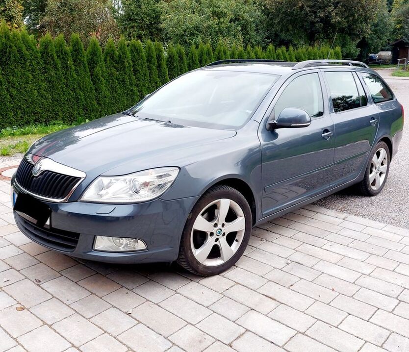 Skoda Octavia 246.732 km 5.500 € Friesenried 87654