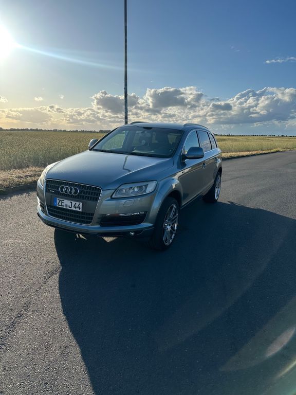 Audi Q7 270.000 km 8.000 € zerbst 39261