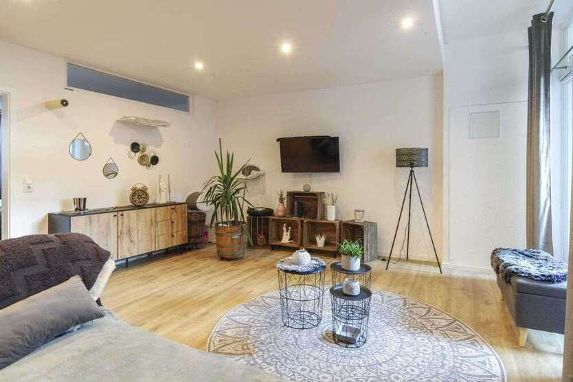 Haus zum Kaufen in Lauingen 749.000 € 307.08 m²