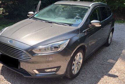 Ford Focus 42.378 km 12.400 &euro; Oberkirch 77704