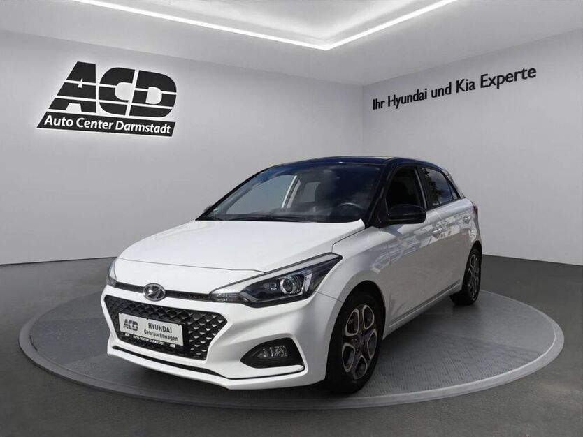 i20
