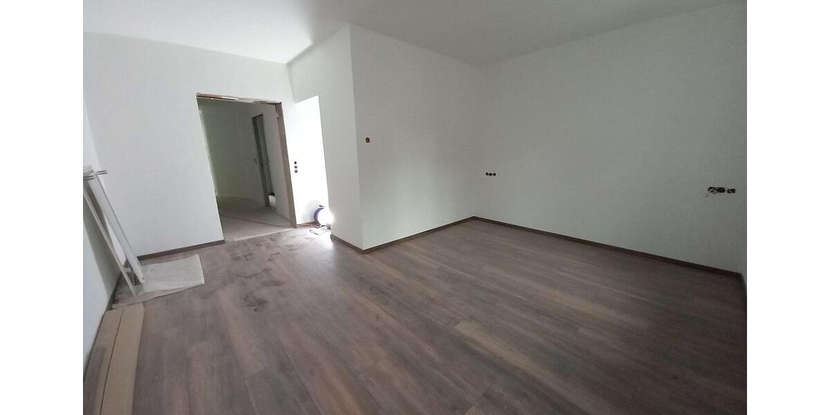 Etagenwohnung Rehau - 4 Zimmer, 145 m&sup2;, 1.140&euro; | Angebot:25143414