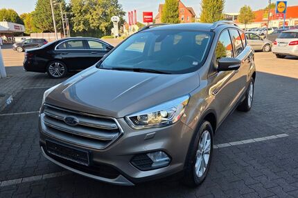 Ford Kuga 98.000 km 12.999 € Salzkotten 33154