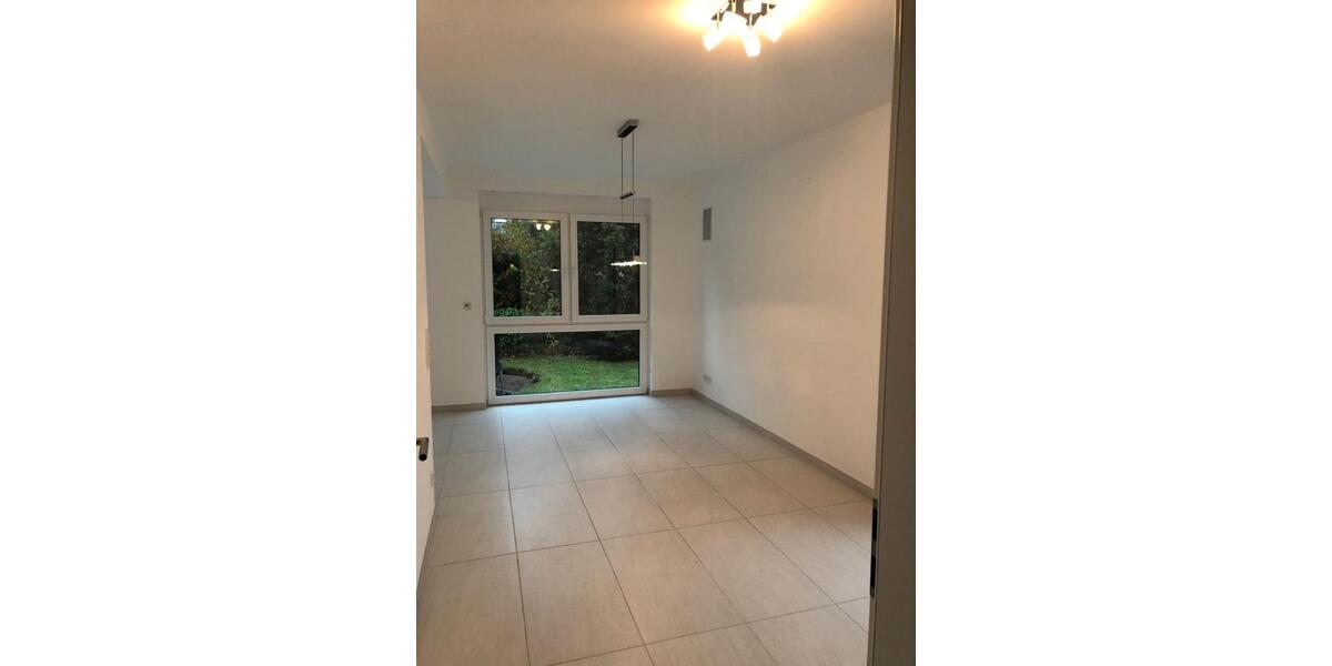 Einfamilienhaus Dreieich - 9 Zimmer, 300 m&sup2;, 4.390&euro; | Angebot:26336525