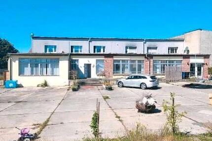 Haus Kemberg - 6 Zimmer, 550 m&sup2;, 195.000&euro; | Angebot:26443478