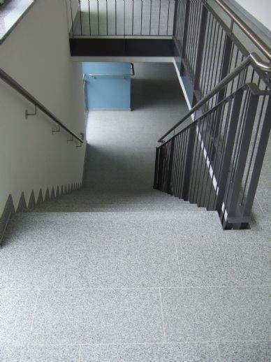 Terrassenwohnung Wehringen - 2 Zimmer, 74 m&sup2;, 893&euro; | Angebot:26334330