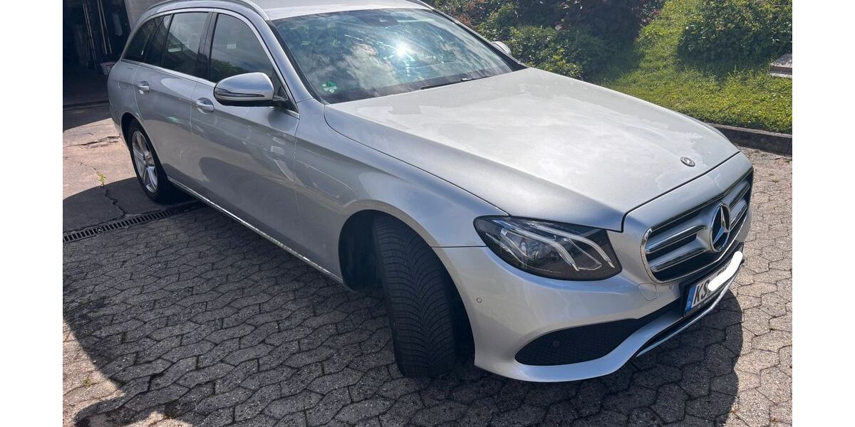 Mercedes-Benz E 220 126.268 km 21.000 &euro; Sontra 36205