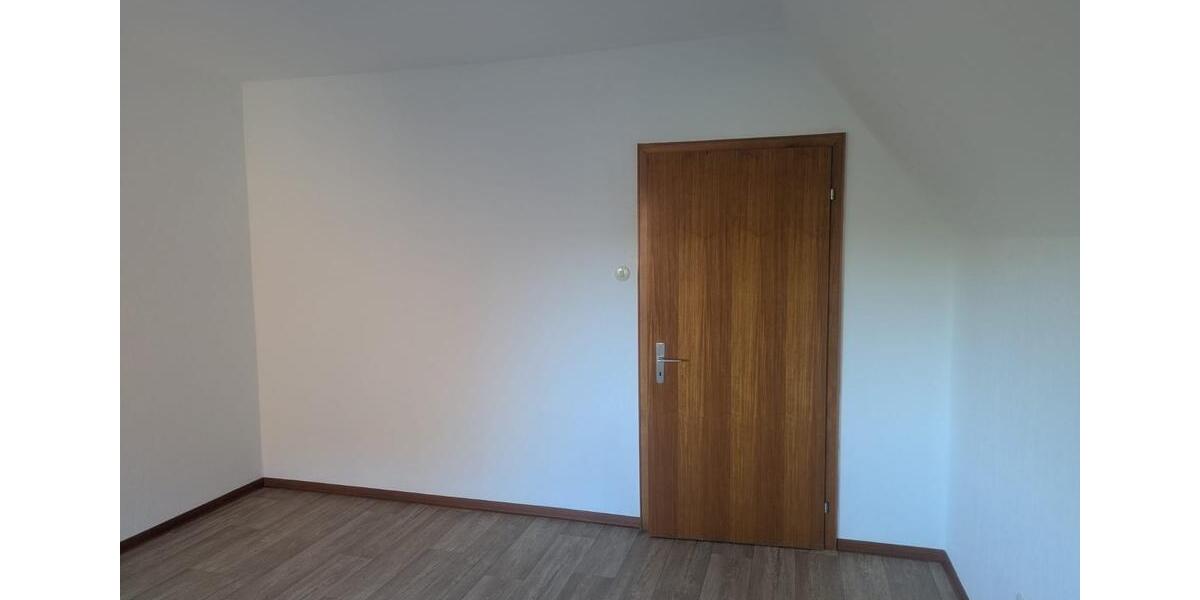 Etagenwohnung Lastrup - 5 Zimmer, 121 m&sup2;, 950&euro; | Angebot:24976783