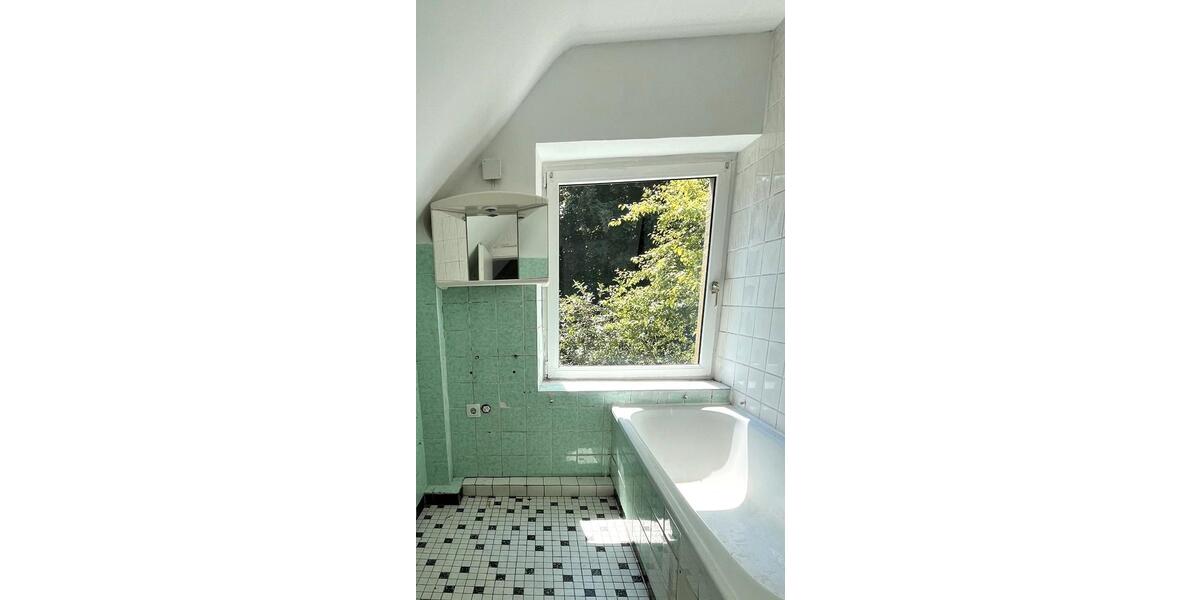 Reihenhaus Wegberg - 6 Zimmer, 115 m&sup2;, 180.000&euro; | Angebot:27024628