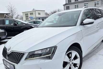 Skoda Superb 228.910 km 12.500 &euro; Dresden 01067
