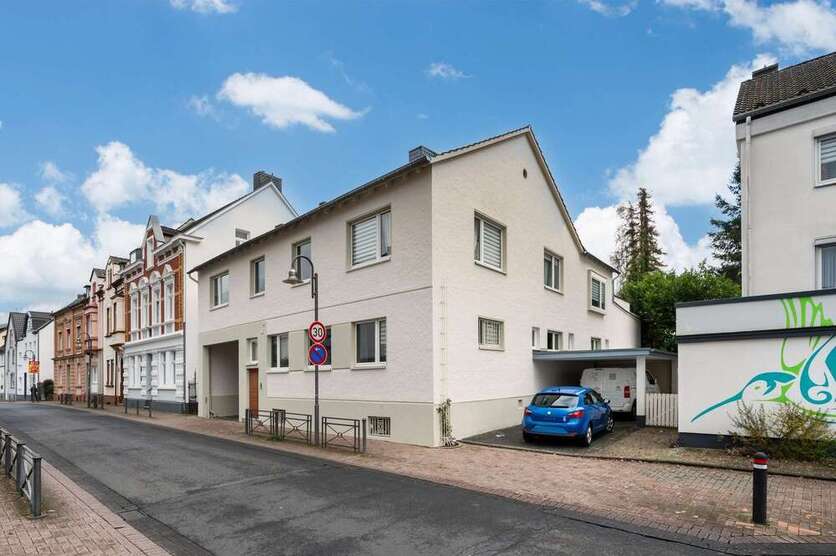 Haus zum Kaufen in Bad Honnef 950.000 € 395 m²