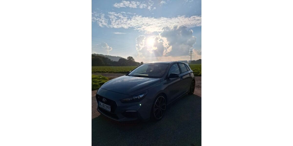 Hyundai i30 96.000 km 20.000 &euro; Herzogenrath 52134